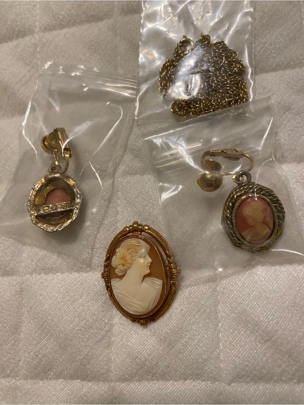 Vintage-Style Gold Cameo Pendant and Earrings Set - Gold